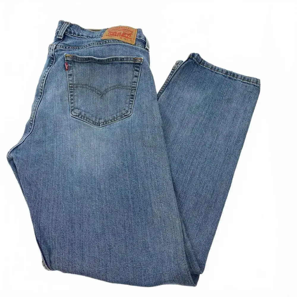 Levis this levi
